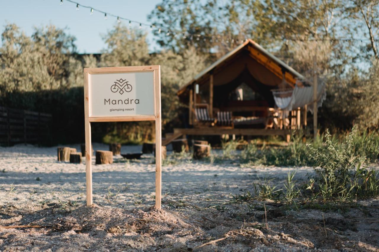 Glamping Mandra Hotel Zatoka Esterno foto